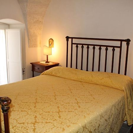 Palazzo Bitonti Bed & Breakfast Gagliano del Capo Exterior foto
